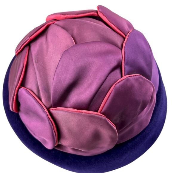 Vintage 1950s Purple Wool Felt Tilt Hat Satin Floral Crown Side Cord Regency - Picture 6 of 6